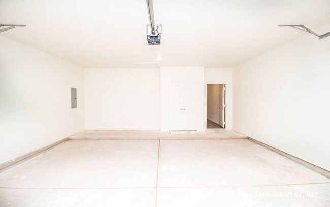 Building Photo - 6908 21st St