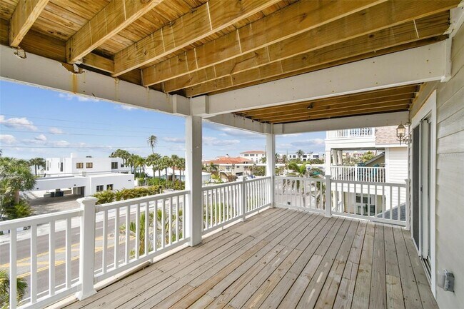 Building Photo - 16033 Gulf Blvd