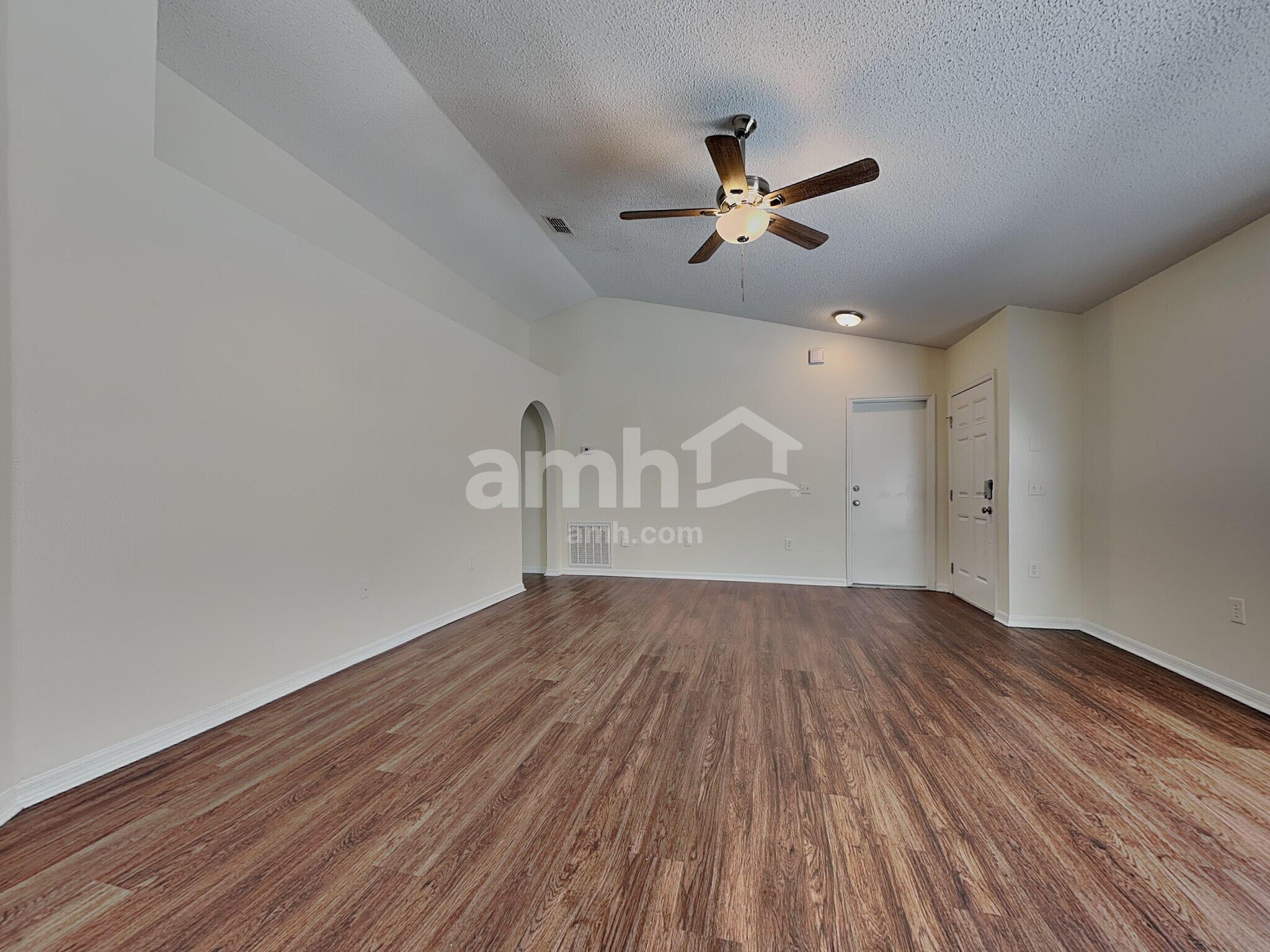 Building Photo - 2946 Mingo Dr