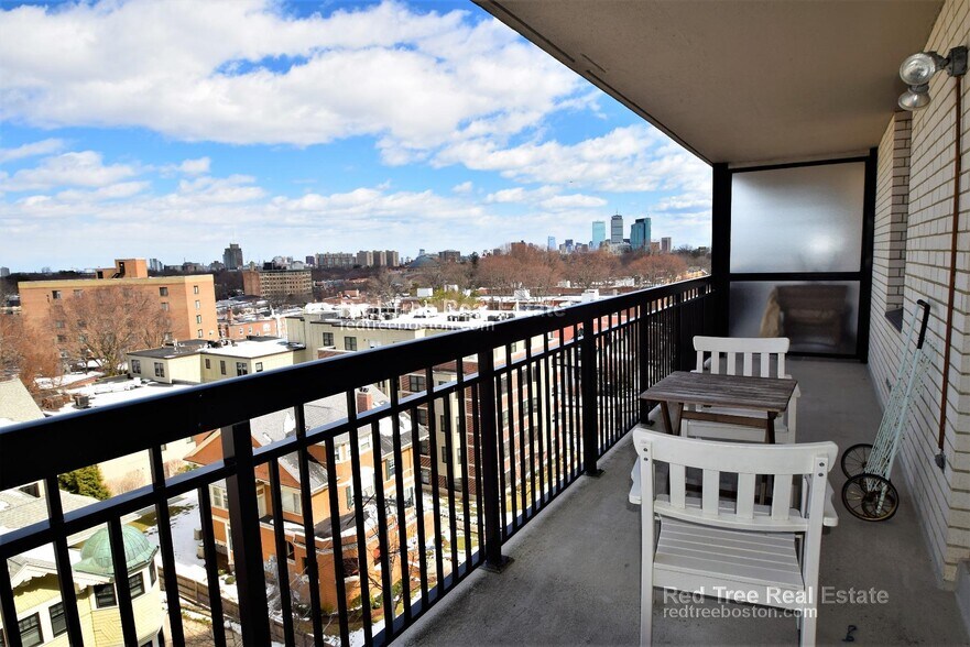 Building Photo - 30 Longwood Ave