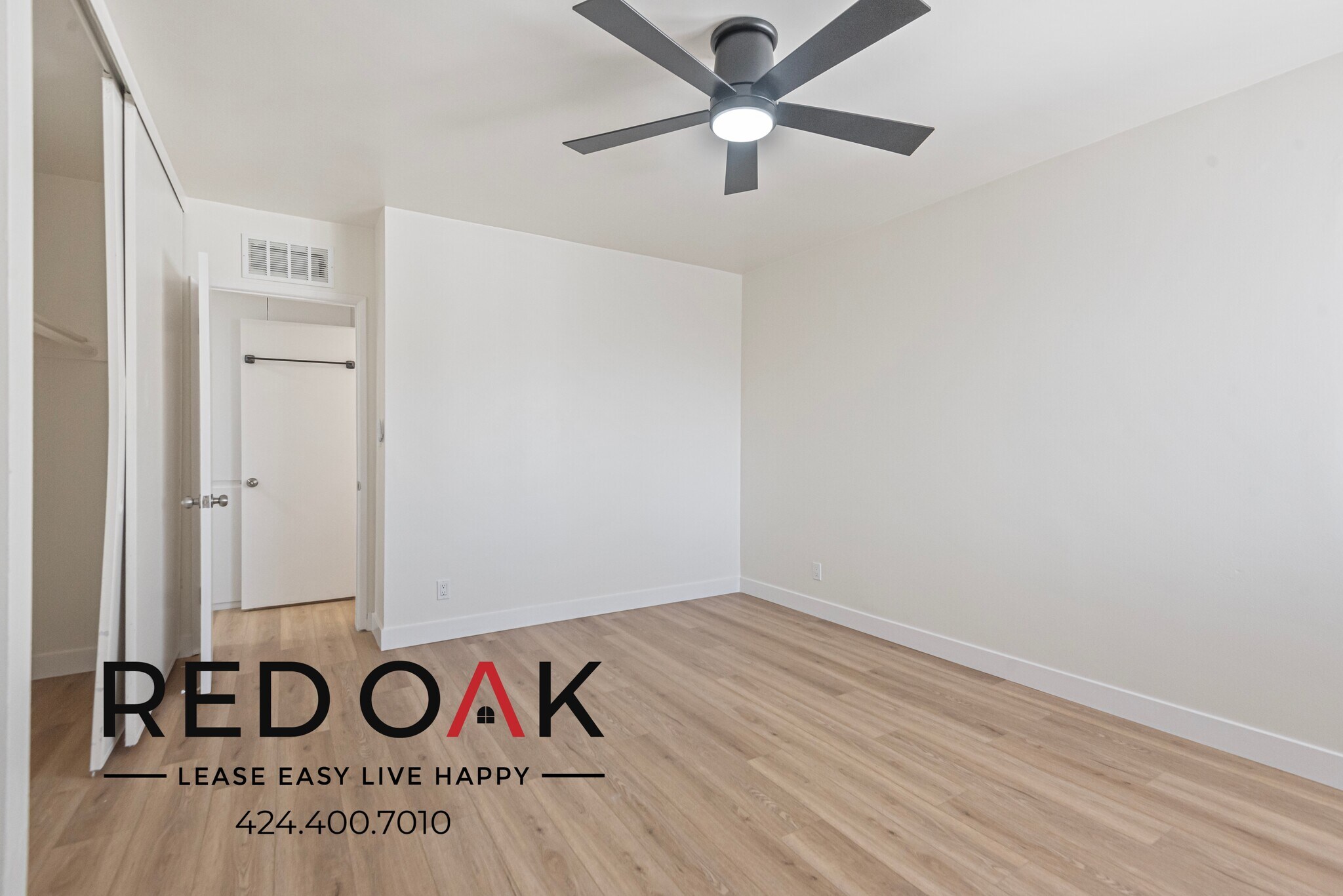 Building Photo - 3401 Ocean Park Blvd