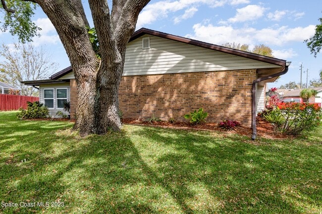 Building Photo - 768 John Adams Ln