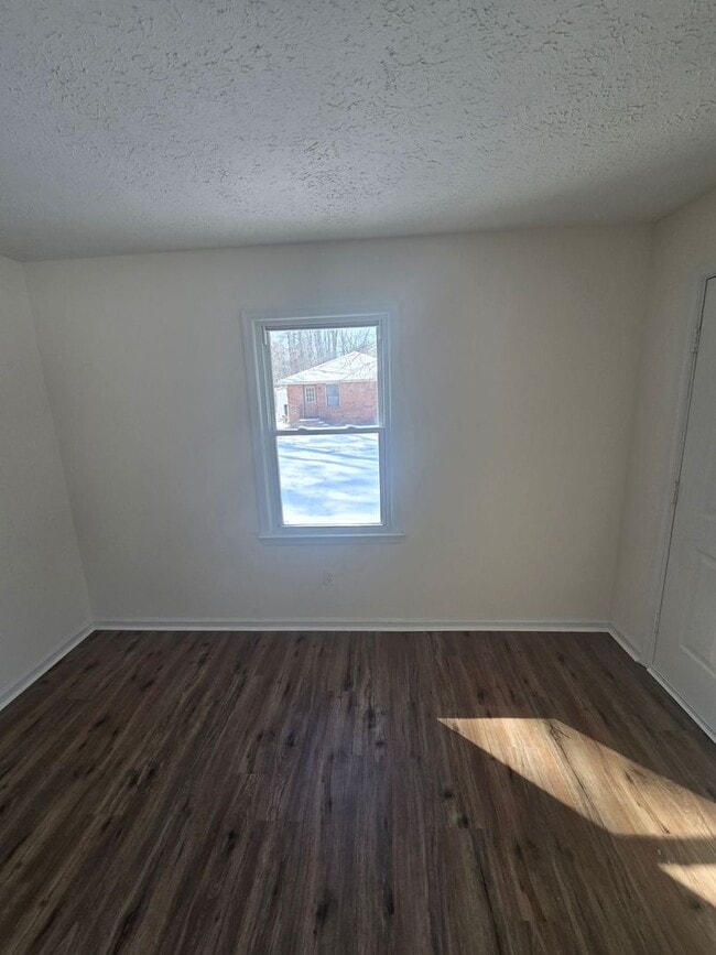 Building Photo - 2 bedroom duplex in Prince George County