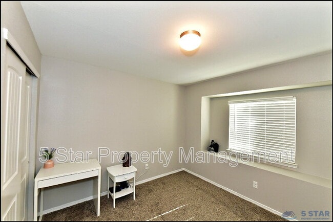 Building Photo - 5129 Rose Elise St