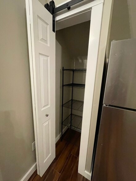 Building Photo - 20 N Main St