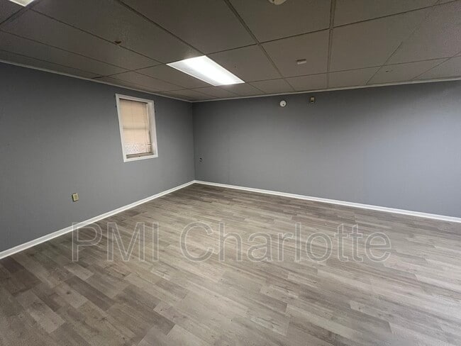 Building Photo - 1784 Ashley St