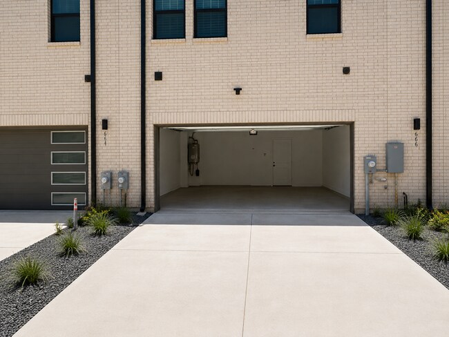 Building Photo - 1218 Daybreak Dr