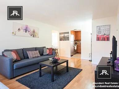 Building Photo - 2 bedroom in Belmont MA 02478