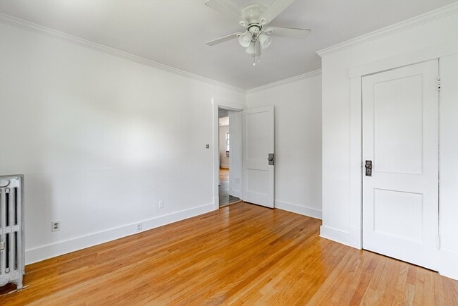 Building Photo - 120 Hillside Ave
