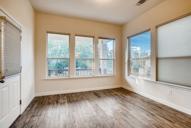 Building Photo - 2606 Mingus Dr