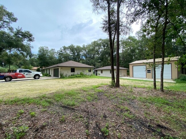 Building Photo - 10190 SW 202nd Cir