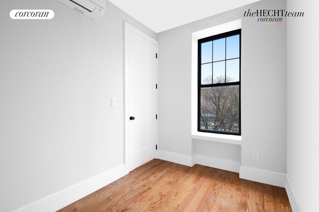 Building Photo - 521 Eastern Pkwy