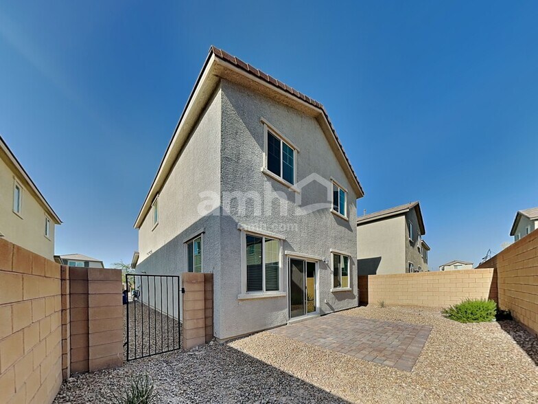 Building Photo - 1806 Viaggio Ave