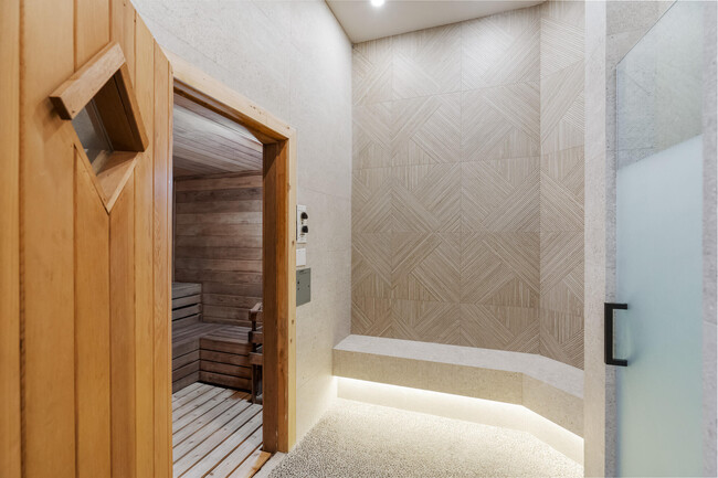 Building Photo - 20094 W Key Dr