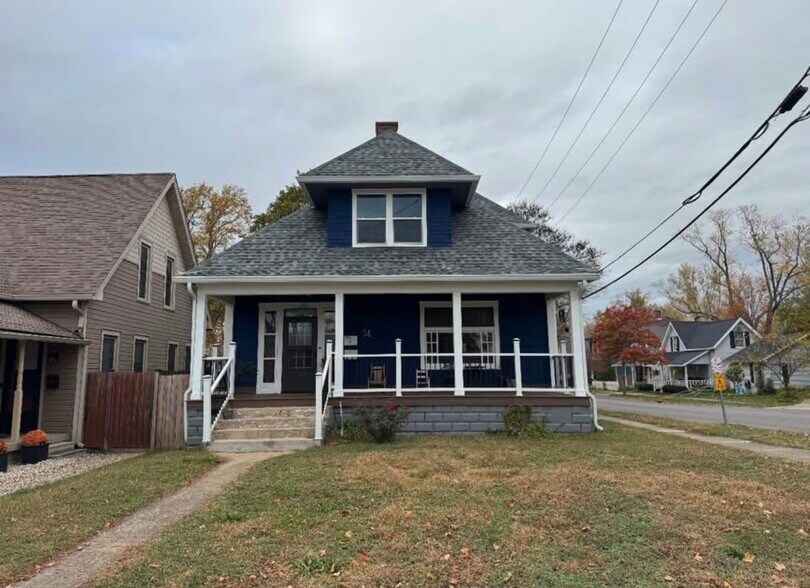 Building Photo - 100 W King St