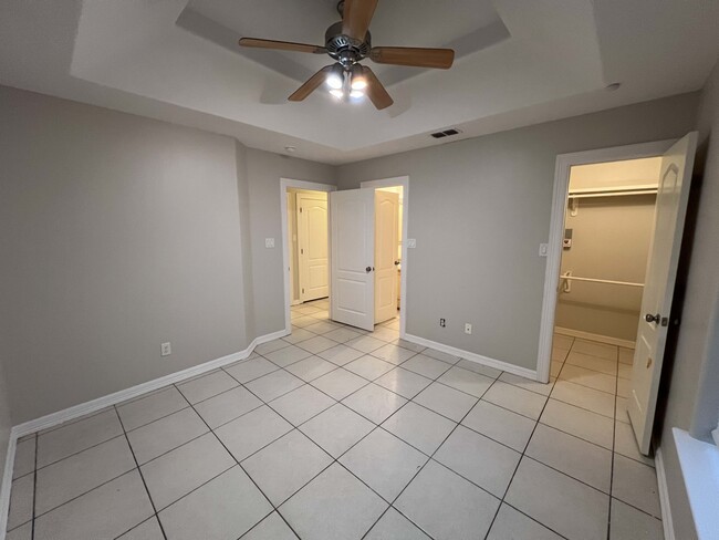 Building Photo - 3818 W Faith Hill St