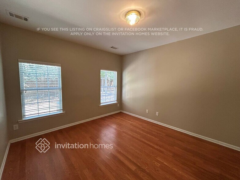 Building Photo - 2136 Appaloosa Way