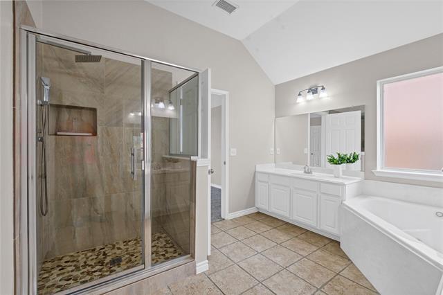 Building Photo - 7559 Seawood Dr