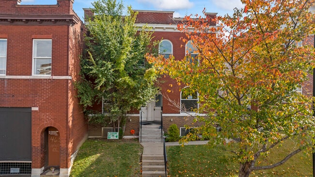 Building Photo - 4636 Virginia Ave
