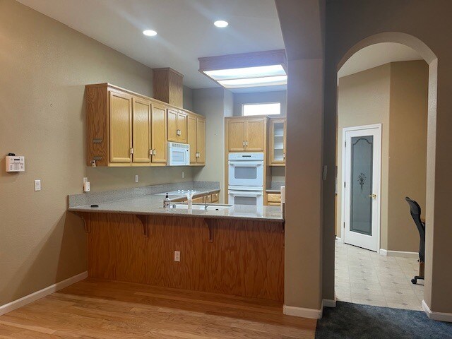 Building Photo - 427 Sea Cove Dr