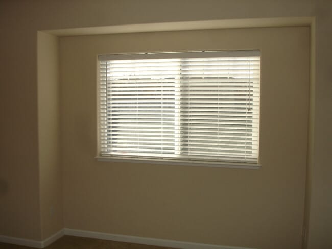Building Photo - Beautiful Two Master Bedroom Townhome Near...
