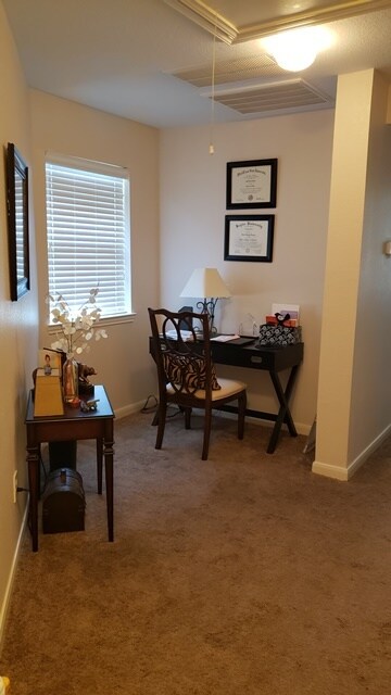 Building Photo - 16026 Summerville Lake Dr