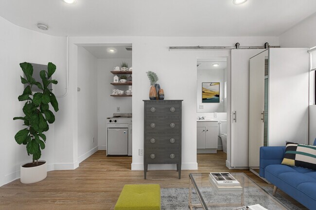 Building Photo - 1949 Park Grove Ave.