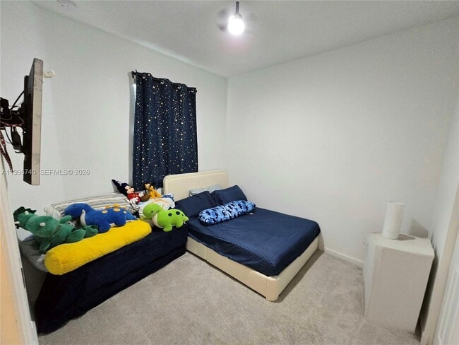 Building Photo - 4591 Hollister Ave