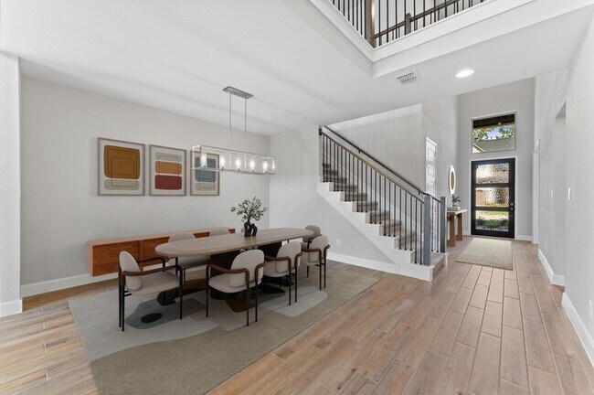 Building Photo - 528 Oakview Bend Dr