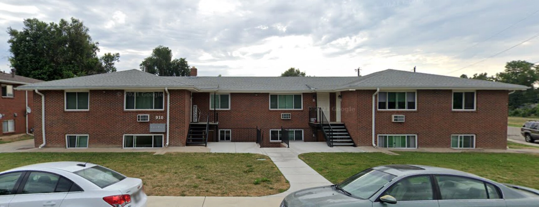Building Photo - 910 Douglas Ave