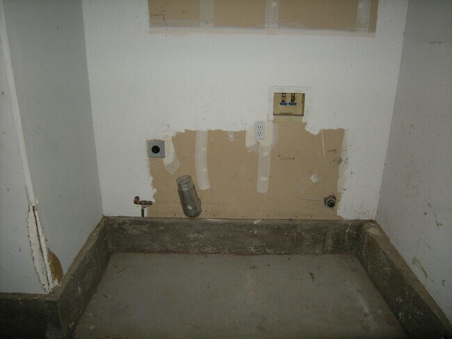 Building Photo - Charming 3-bedroom, 2-bathroom home!