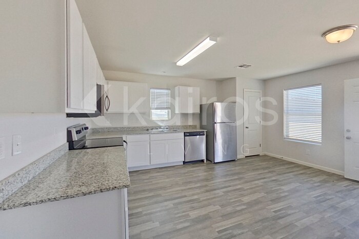 Building Photo - 3612 Koval Dr