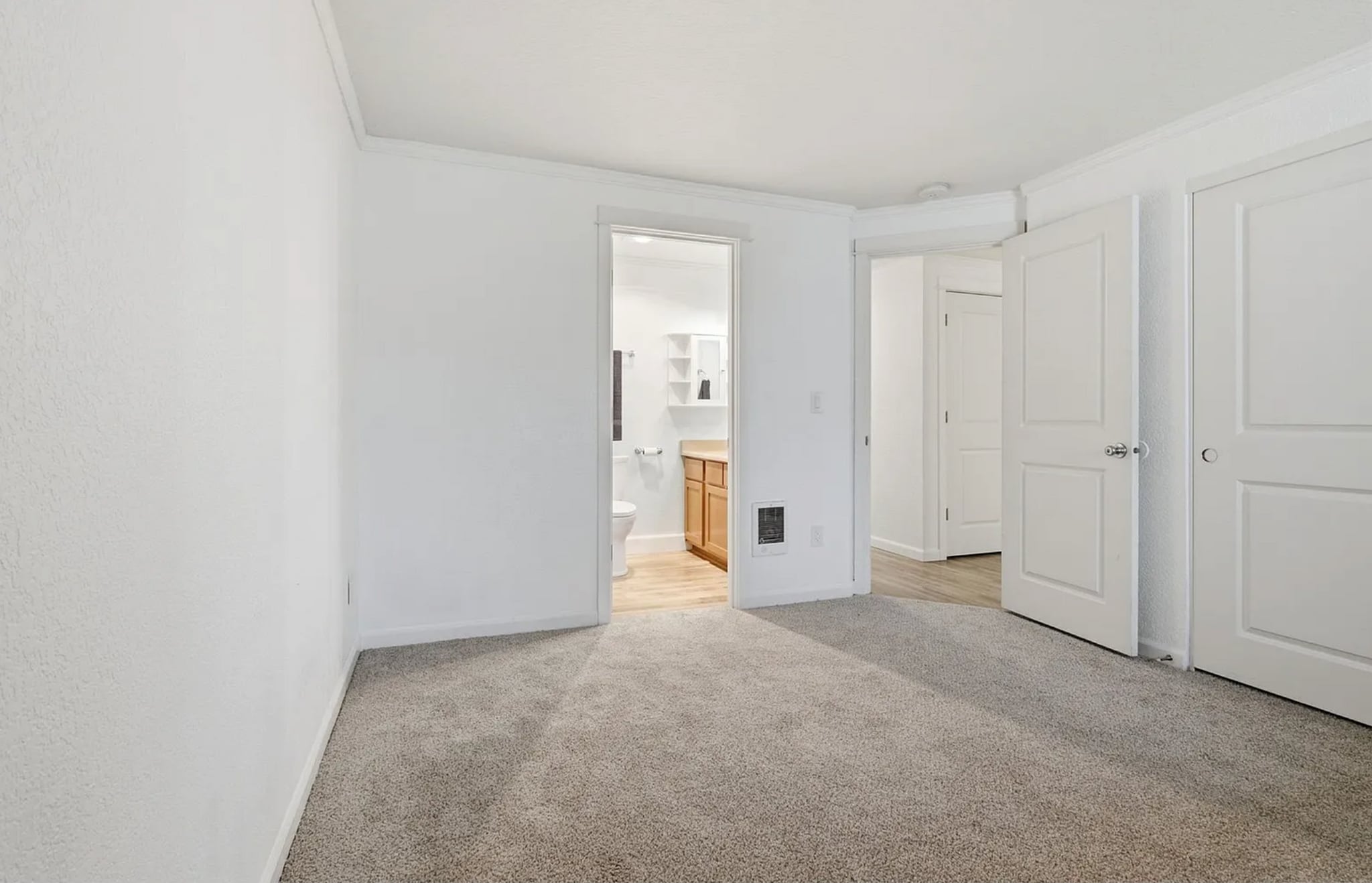 Building Photo - 510 SE 157th Ave