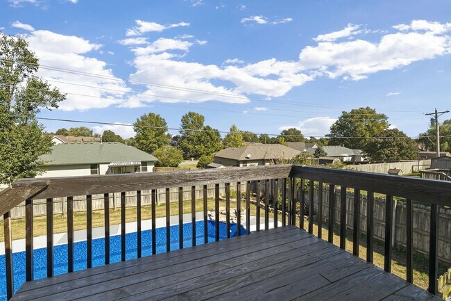 Building Photo - 4 Bed 3 Bath 2 Car Garage -In Ground Pool