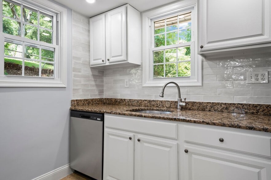 Building Photo - 1612 Florida Ave