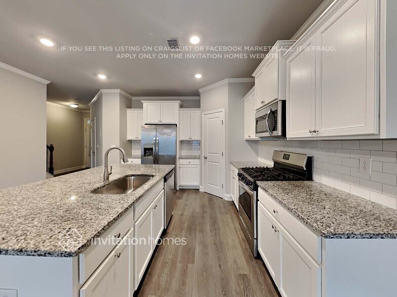 Building Photo - 851 Alder Grv Trce