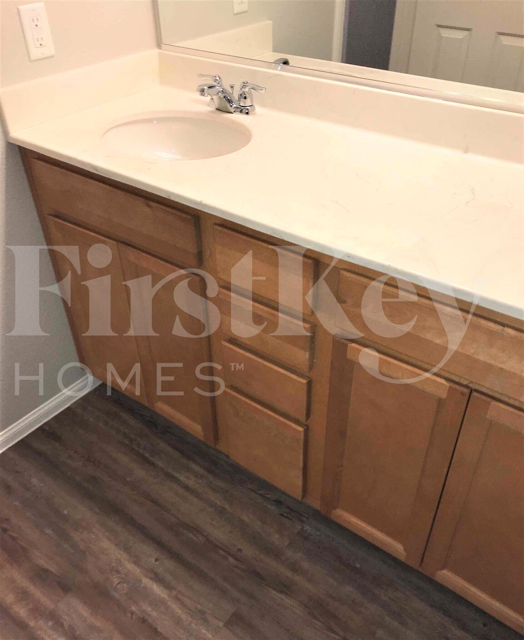 Building Photo - 9809 Dryden Ct