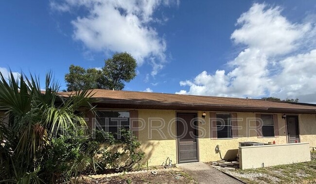 Primary Photo - 4713 Meade Ln