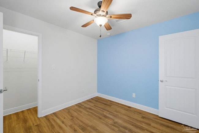 Building Photo - 12264 Pinfish Rd