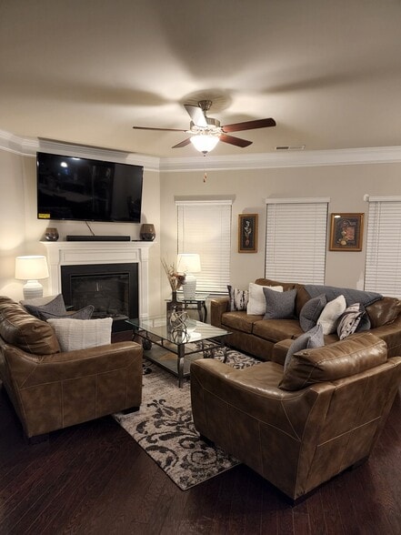 Living View - 5176 Grace Ct