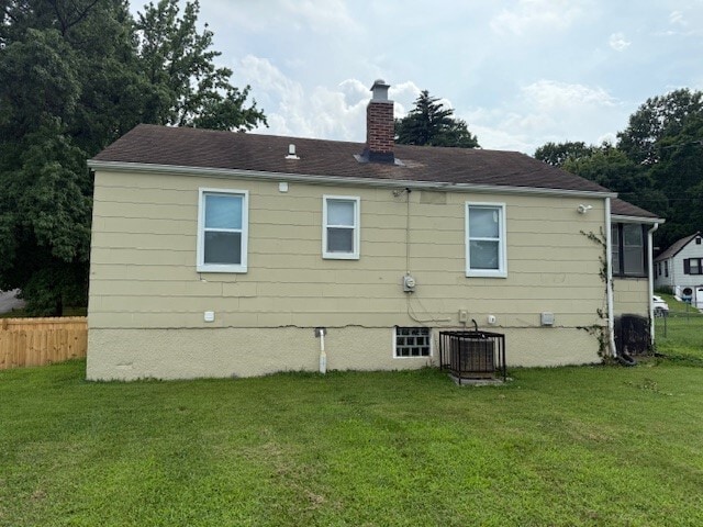 Building Photo - 7019 Manette Dr