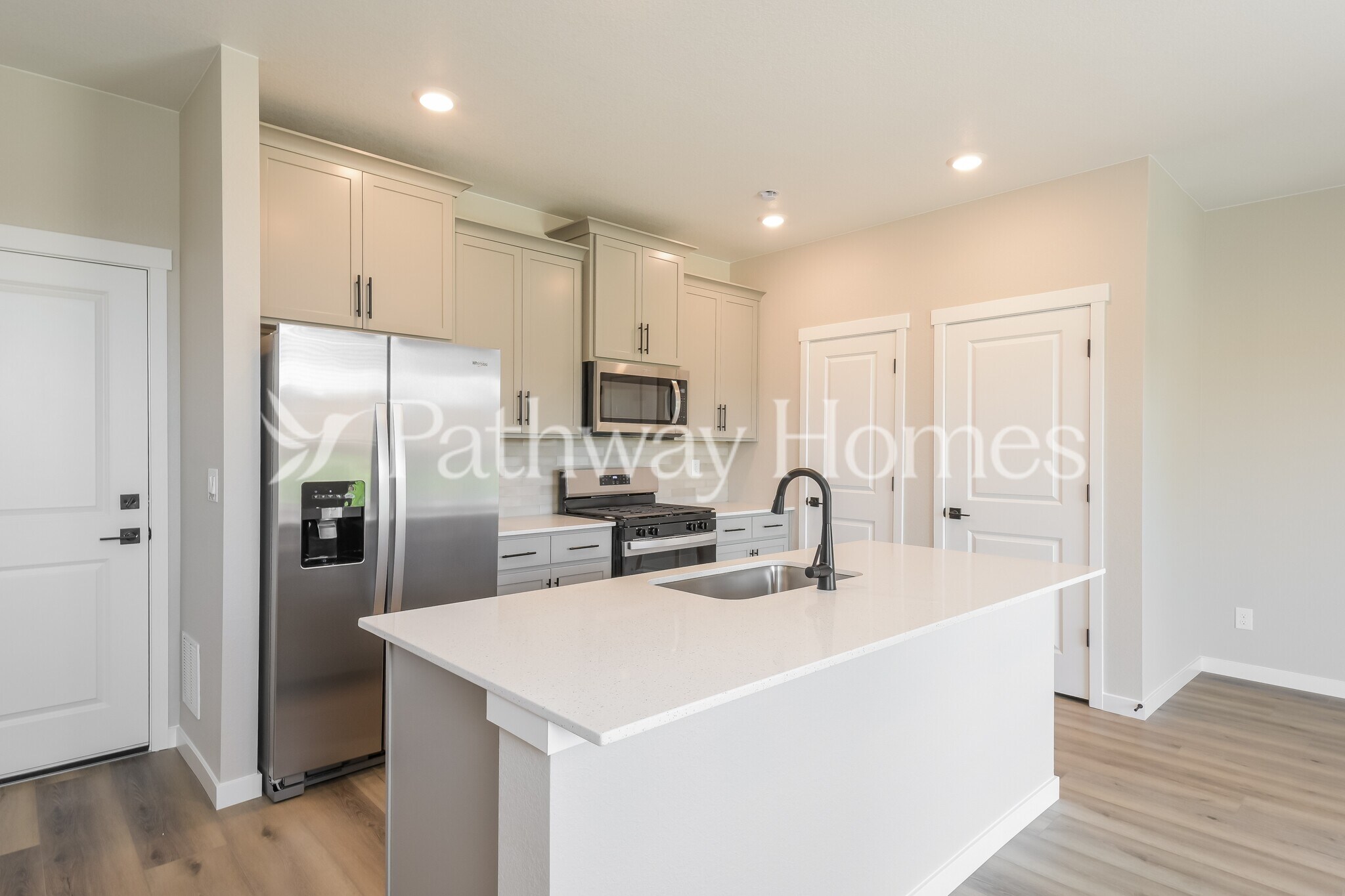 Building Photo - 9461 Yampa St