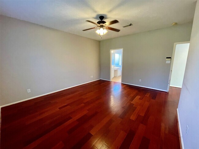 Building Photo - 16507 Shady Canyon Ct