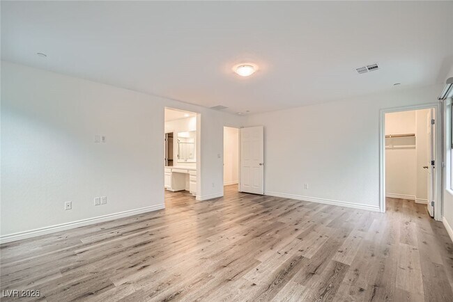 Building Photo - 1009 Bluebell Brook St