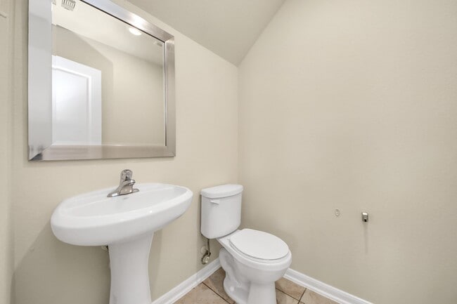 Building Photo - 19245 Reiner Gln Ct