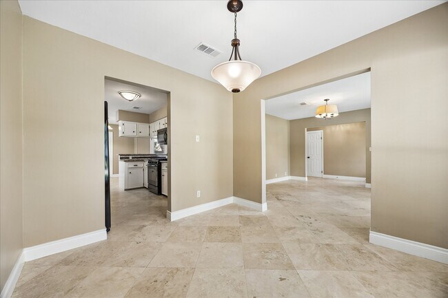 Building Photo - 12322 Nova Ct