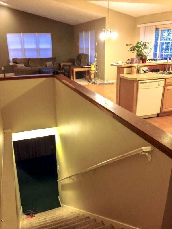 Building Photo - 14875 Timber Ln