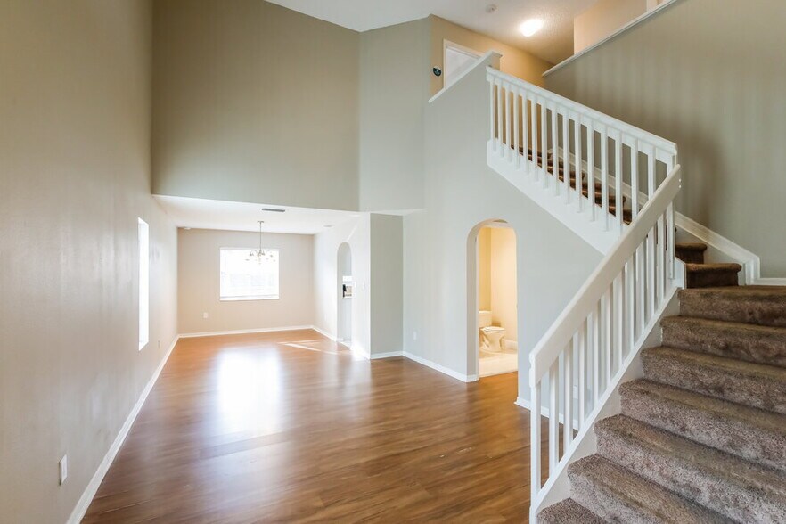 Building Photo - 1230 NW 192nd Terrace