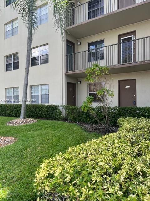 Building Photo - 300 SW 134th Way