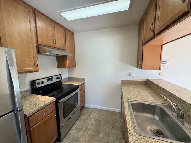 Building Photo - West San Jose Condo in Cupertino School Di...